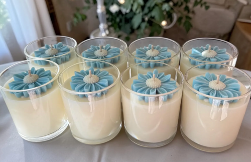 Daisy Candle