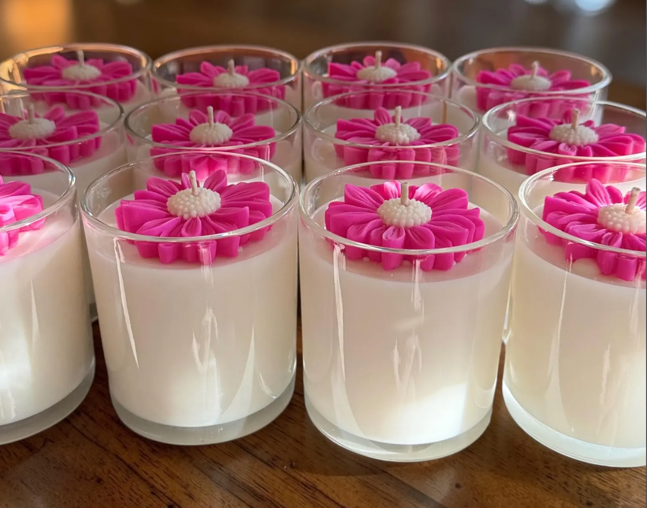 Daisy Candle
